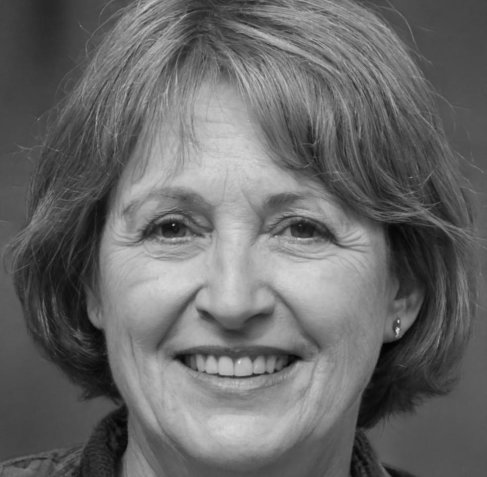 Sylvaine Debruyn, Investment Education Specialist